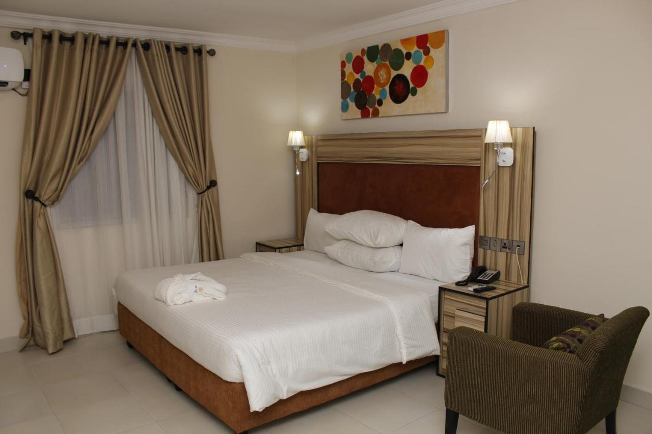 Class Suites Ikeja Eksteriør bilde