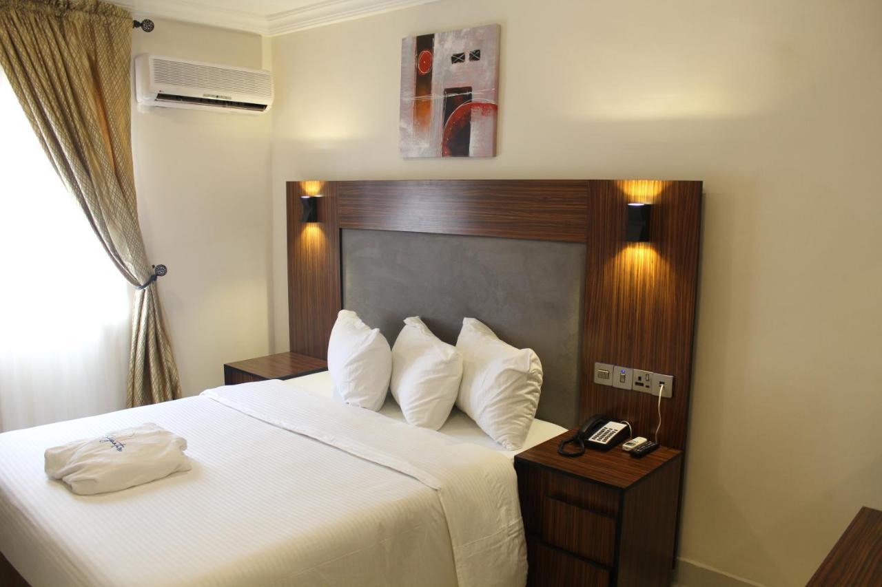 Class Suites Ikeja Eksteriør bilde