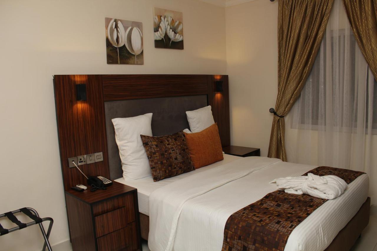 Class Suites Ikeja Eksteriør bilde