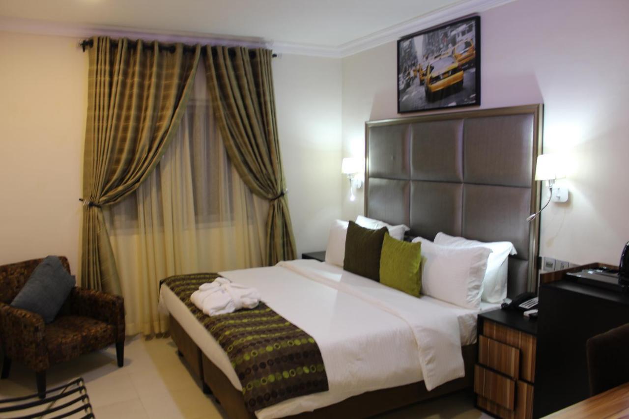 Class Suites Ikeja Eksteriør bilde