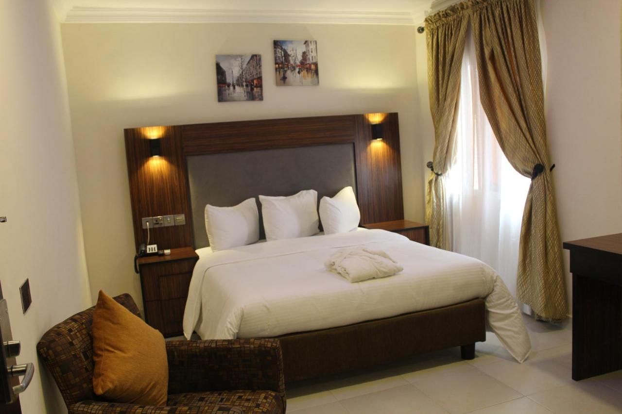 Class Suites Ikeja Eksteriør bilde