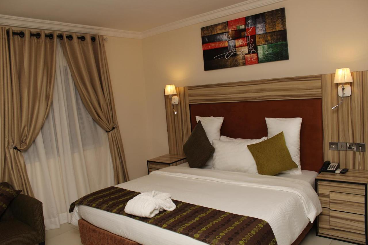 Class Suites Ikeja Eksteriør bilde