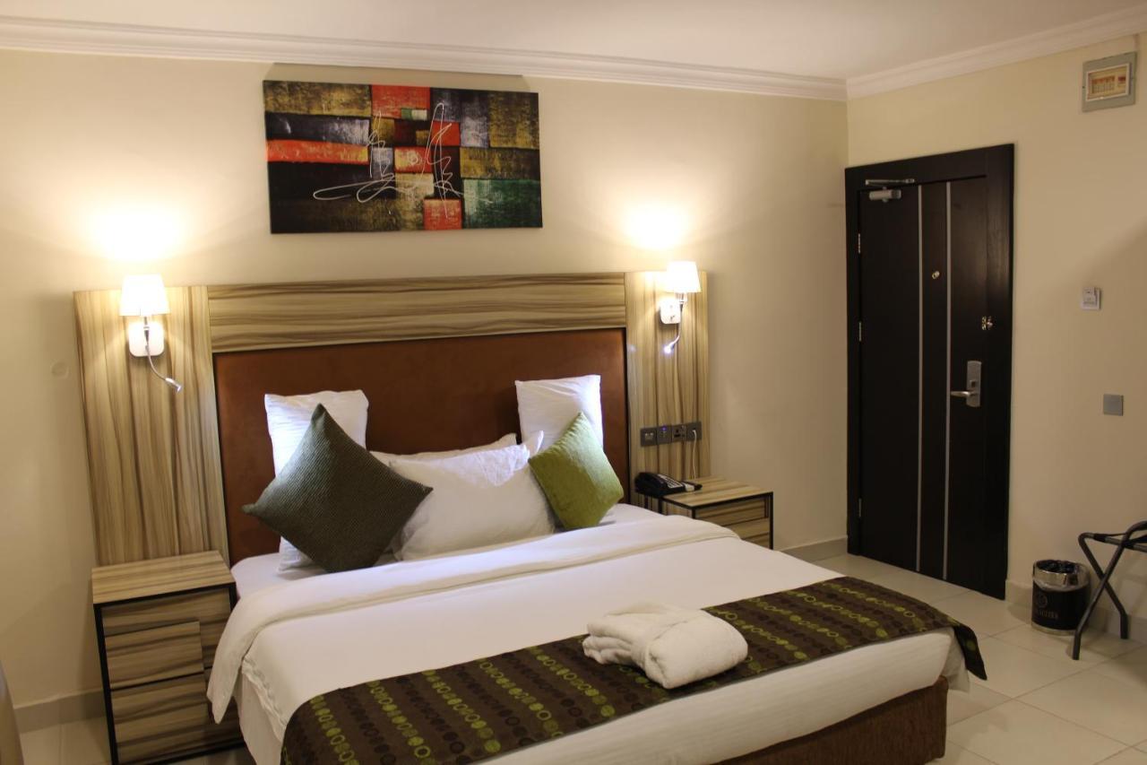 Class Suites Ikeja Eksteriør bilde