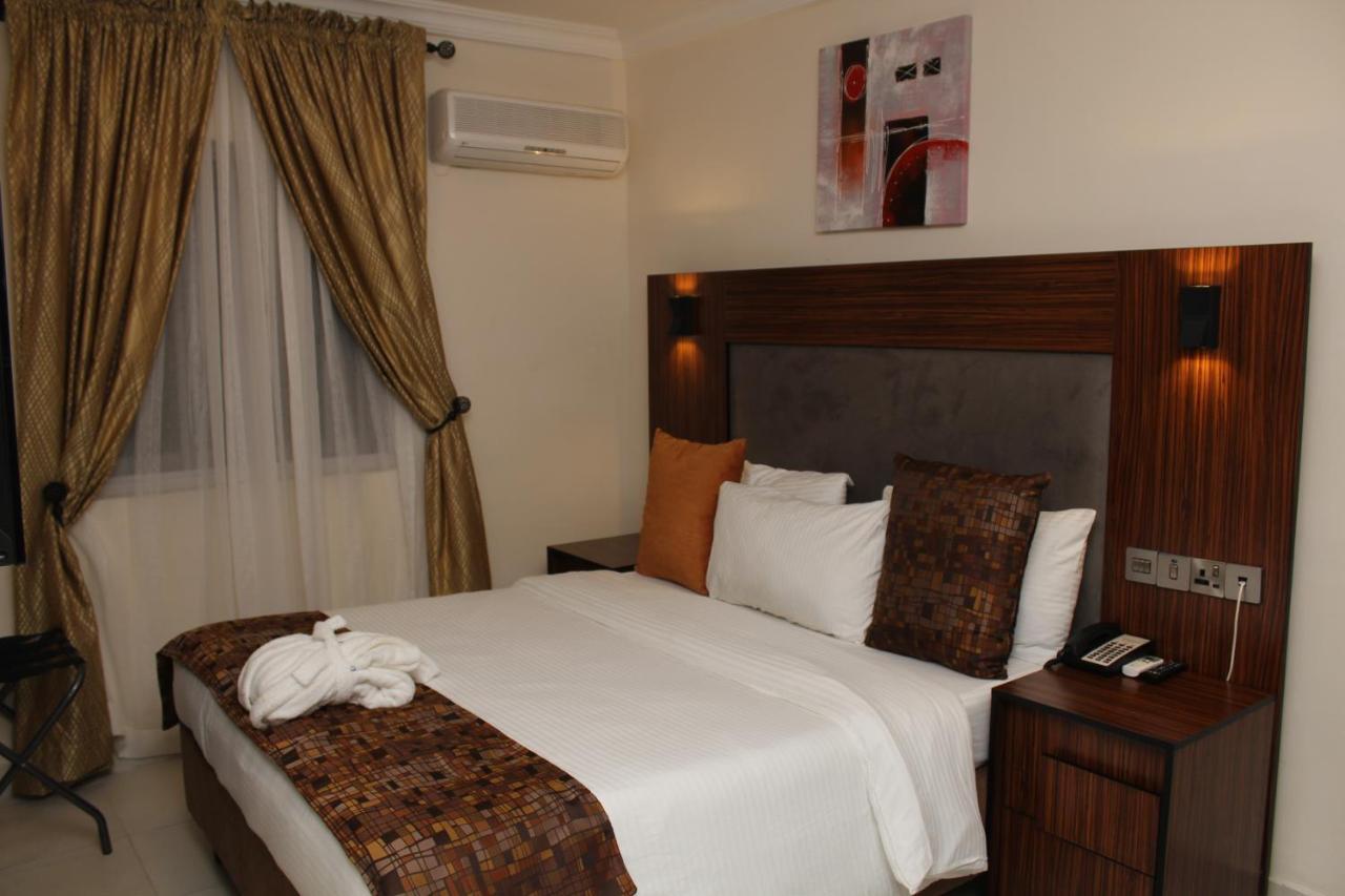 Class Suites Ikeja Eksteriør bilde