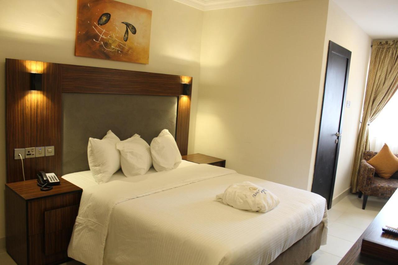 Class Suites Ikeja Eksteriør bilde